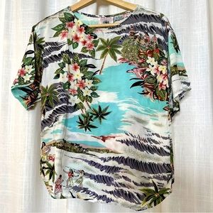 Unique vintage Hawaiian shirt